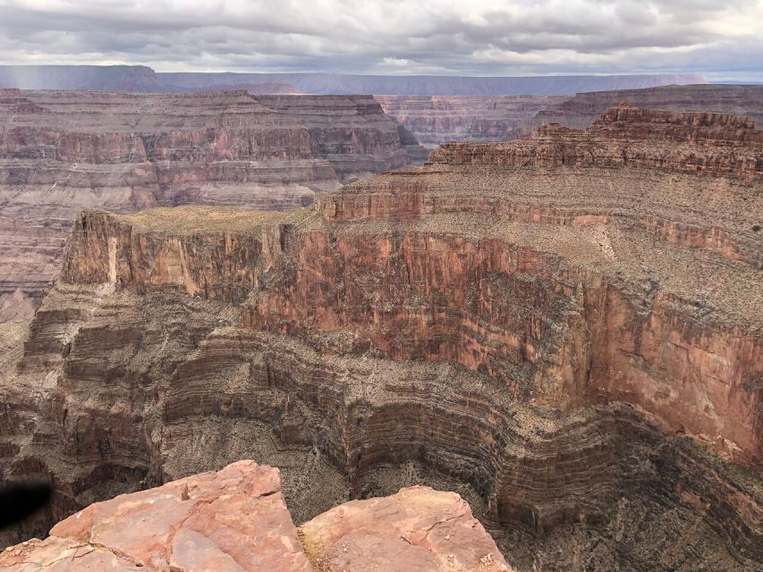 Vegas: Antelope Canyon, Grand Canyon, Zion & Horseshoe Bend - Lake Powell and Horseshoe Bend: Colorado River Drama Up Close