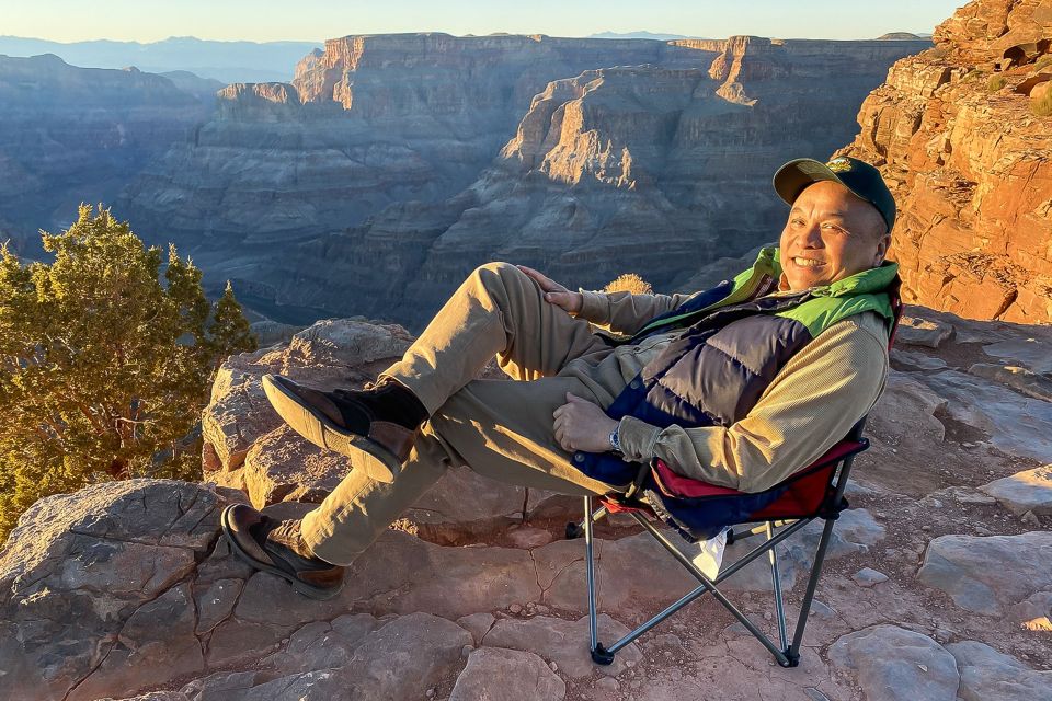 Vegas: Grand Canyon, Hoover Dam, Lunch/Skywalk Options, WiFi - The Boulder City Photo Stop and the Bighorn Sheep Maybe Moment