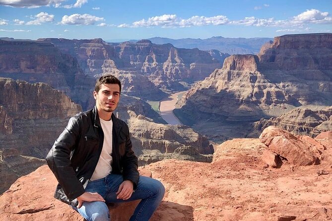 VIP Luxury Grand Canyon West and Hoover Dam with Skywalk - What the tour feels like in real life: pace, narration, and flexibility