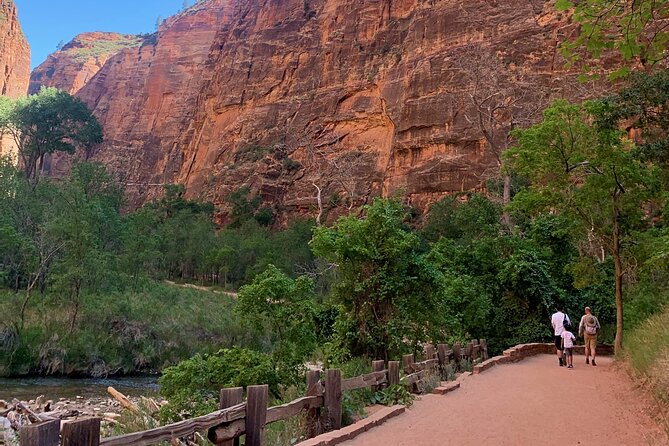 Zion National Park Small Group Tour from Las Vegas - Zion Shuttle Hop-On Hop-Off: How You Actually Get Around